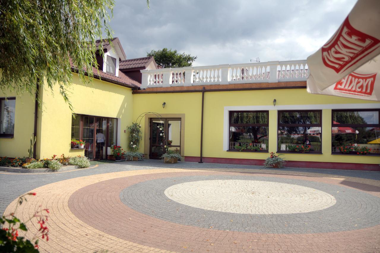Zacisze Hotel Ulan Luaran gambar