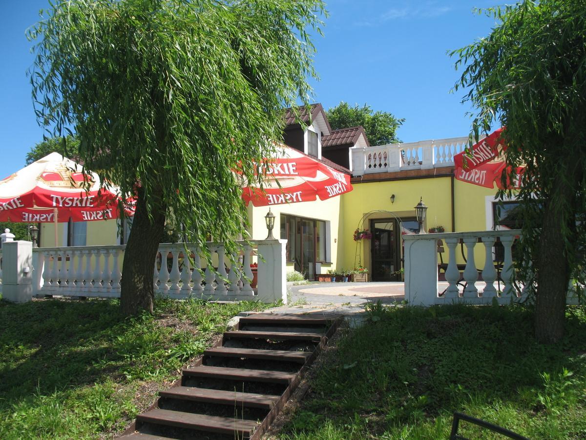 Zacisze Hotel Ulan Luaran gambar