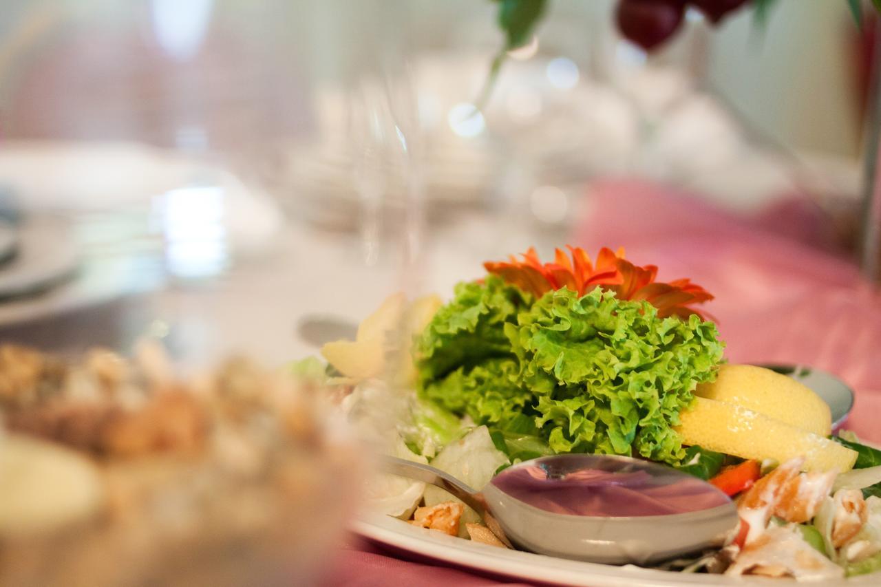 Zacisze Hotel Ulan Luaran gambar