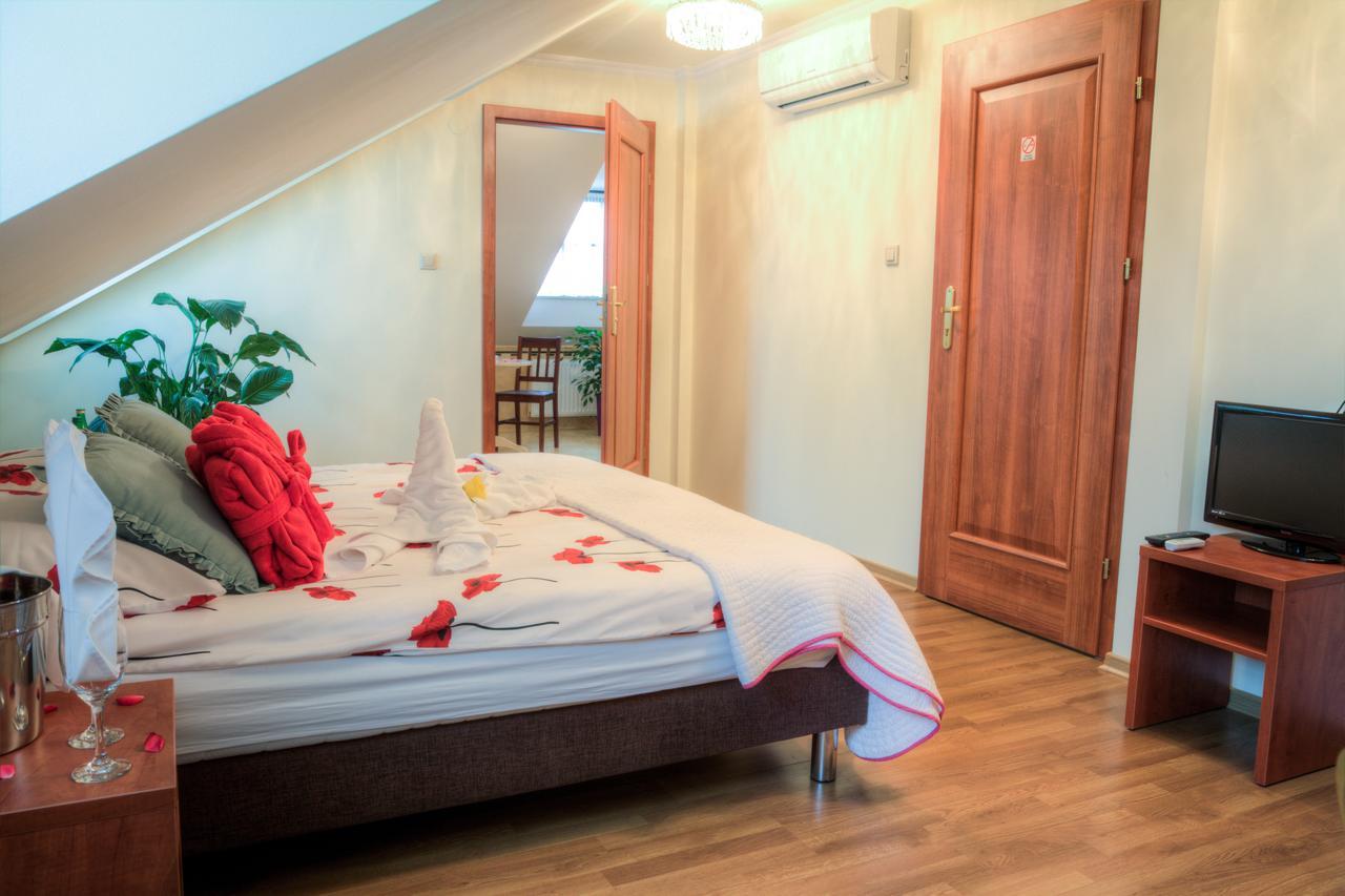 Zacisze Hotel Ulan Bilik gambar