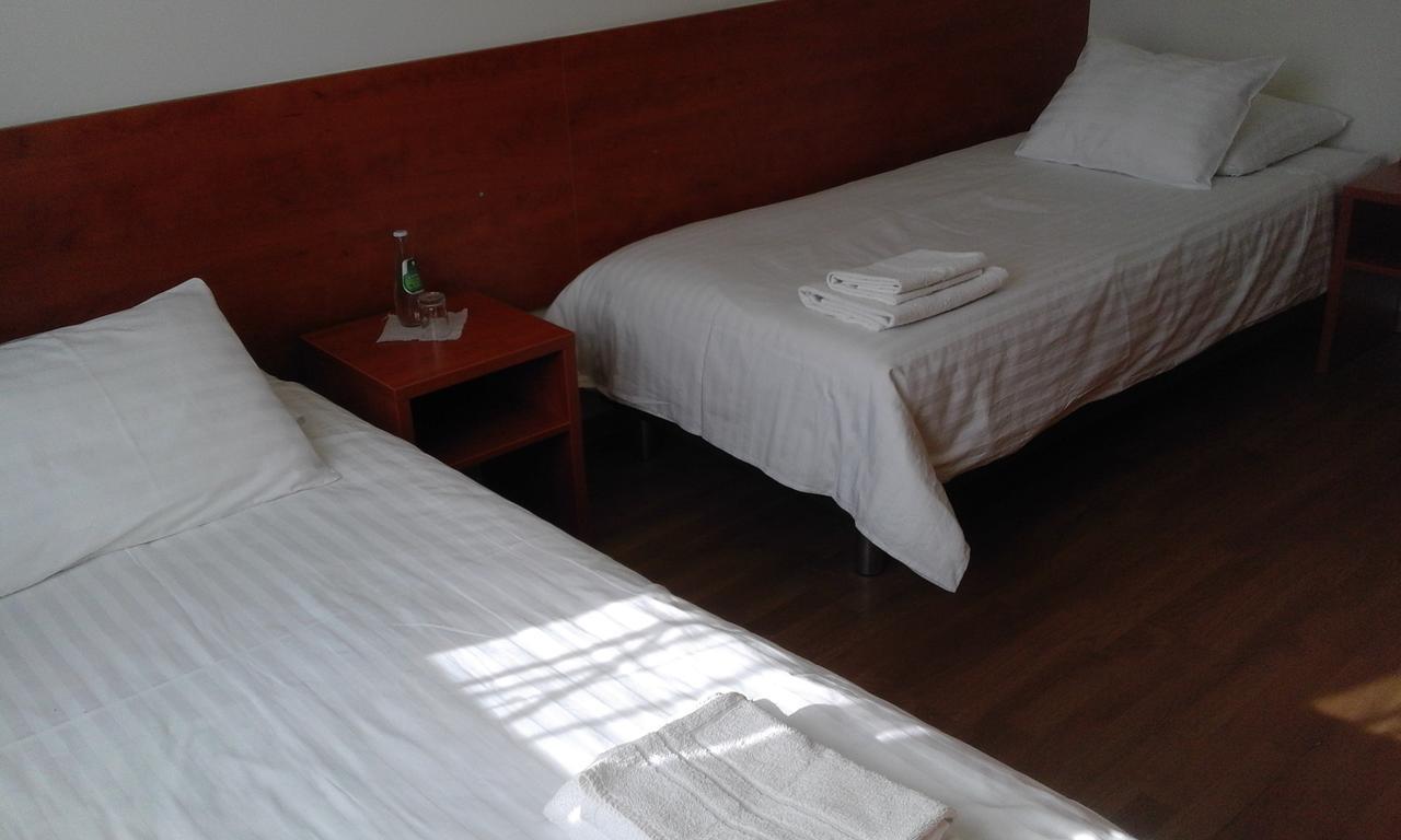 Zacisze Hotel Ulan Luaran gambar