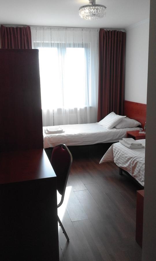 Zacisze Hotel Ulan Luaran gambar